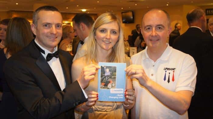 MARATHON RUNNERS HAVE A BALL FUNDRAISING FOR NEWLIFE