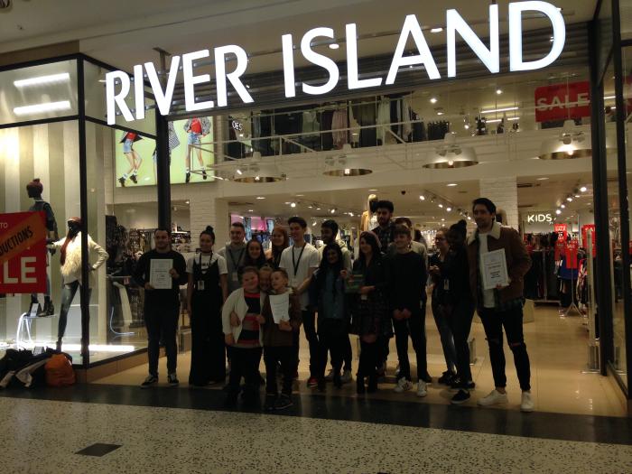 DOMINIC SAYS ‘THANK YOU’ TO RIVER ISLAND FUNDRAISERS