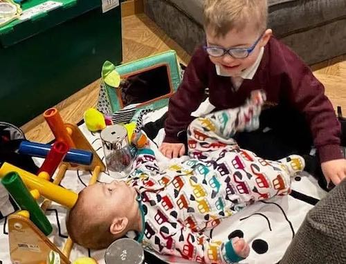 FAMILY MAKE MEMORIES TO TREASURE WITH NEWLIFE PLAY THERAPY PODS