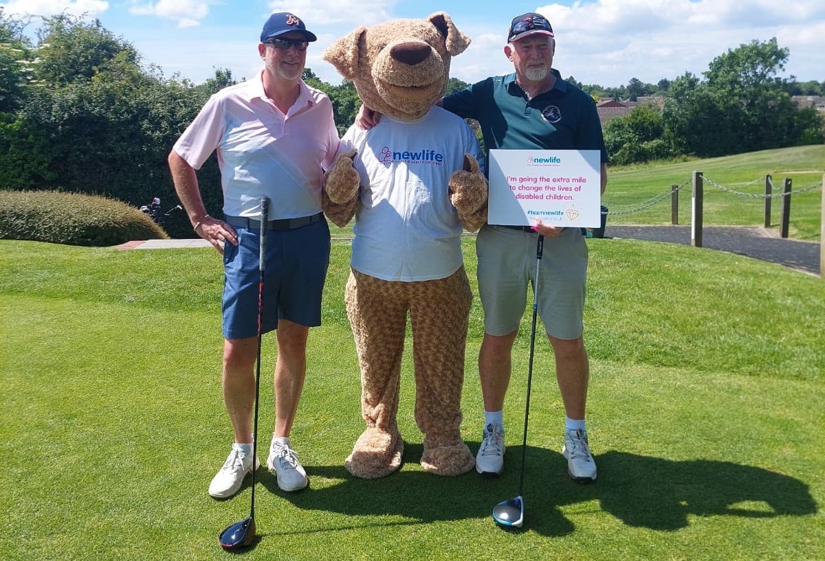longest-golf-day2 Golf fundraiser